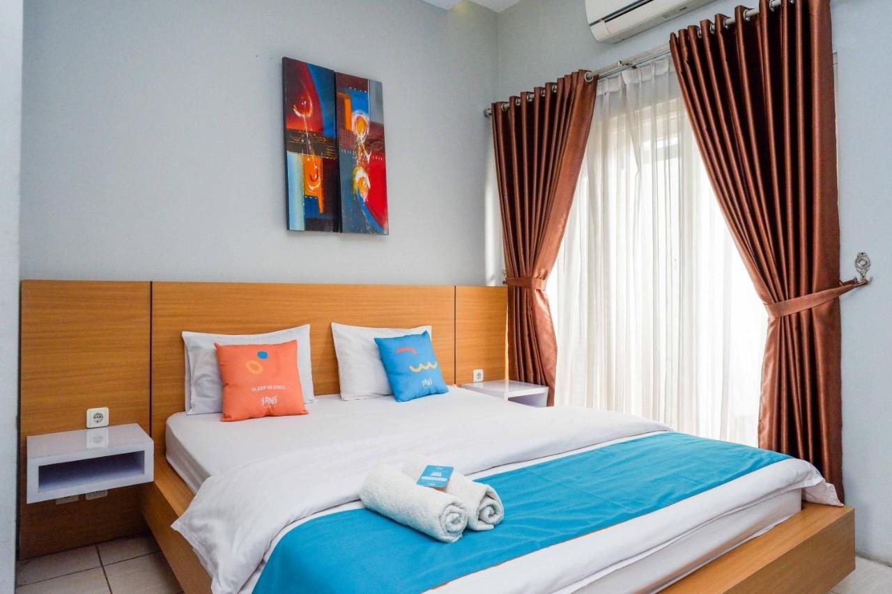 Sans Hotel Absari Yogyakarta Jarakan Ngoại thất bức ảnh